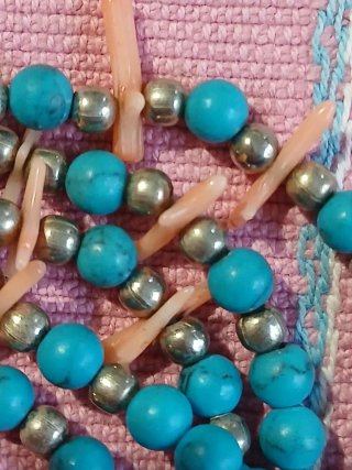 Collana etnica corallo e perle turchesi