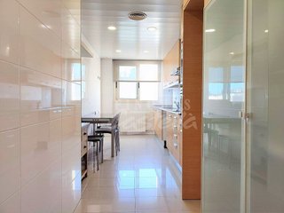 Piso en alquiler en Via Europa - Parc Central en Mataró