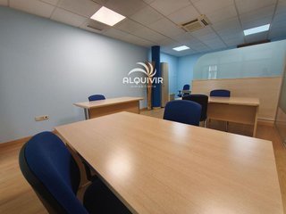 Oficina en venta en Zona Avda. Juan de Diego - Parque Municipal  en Bormujos