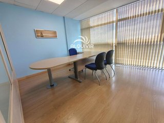 Oficina en venta en Zona Avda. Juan de Diego - Parque Municipal  en Bormujos