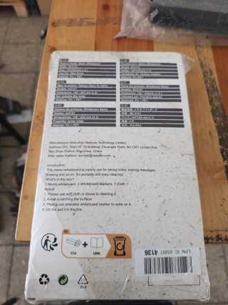 Pizarra blanca y morada para notas