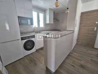 Piso en alquiler en Centro en Murcia