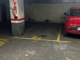 Garaje en venta en Centre en Hospitalet de Llobregat, L´
