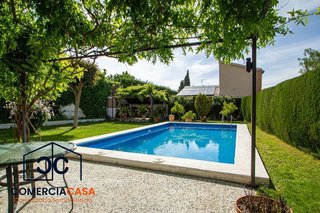 Chalet en venta en Ogíjares