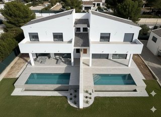 Chalet en venta en Monserrat