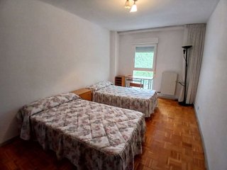 Piso en alquiler en Hospital - G3 - G2 en Burgos