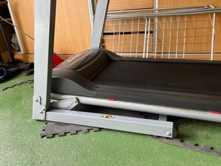 Cinta de Correr Bladez Fitness TR101i
