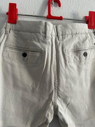Pantalón beige Alvaro Moreno