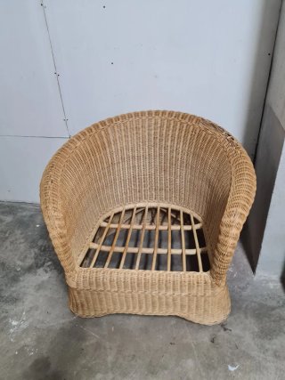 Conjunto de mimbre 2 sofás y butaca de regalo,