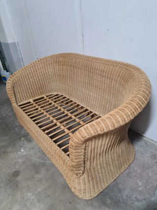 Conjunto de mimbre 2 sofás y butaca de regalo,
