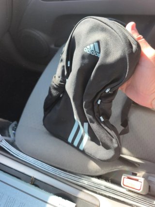 Mochila Adidas Negra con Rayas Azules
