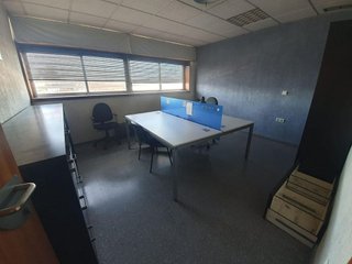 Nave industrial en alquiler en La Paz en Alcalá de Guadaira