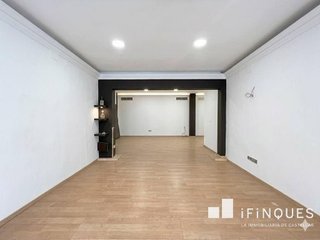 Local comercial en alquiler en Centre en Castellar del Vallès