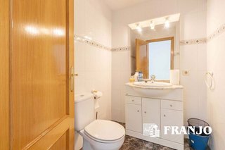 Local comercial en venta en Centre - Eixample – Can Llobet – Can Serra en Barbera del Vallès