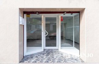 Local comercial en venta en Centre - Eixample – Can Llobet – Can Serra en Barbera del Vallès