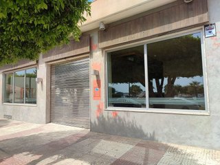 Restaurante en venta en El Puerto - Romanilla en Roquetas de Mar