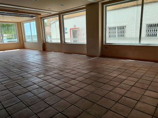 Restaurante en venta en El Puerto - Romanilla en Roquetas de Mar