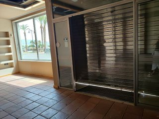 Restaurante en venta en El Puerto - Romanilla en Roquetas de Mar