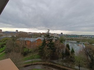 Piso en venta en El Polígono en Gijón