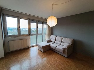 Piso en venta en El Polígono en Gijón