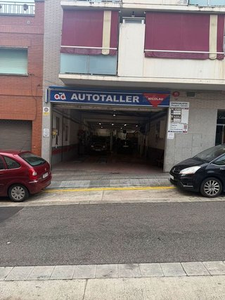 Local comercial en venta en Passeig Maragall - Zona Estació en Gavà