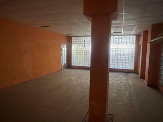 Local comercial en venta en Zona Avda. Juan de Diego - Parque Municipal  en Bormujos
