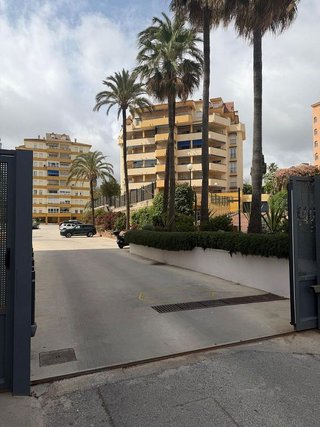 Garaje en venta en Parque de la Paloma en Benalmádena