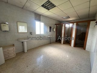 Nave industrial en alquiler en Cabra