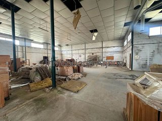 Nave industrial en alquiler en Cabra