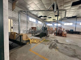 Nave industrial en alquiler en Cabra