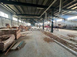 Nave industrial en alquiler en Cabra