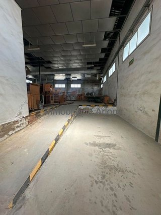Nave industrial en alquiler en Cabra