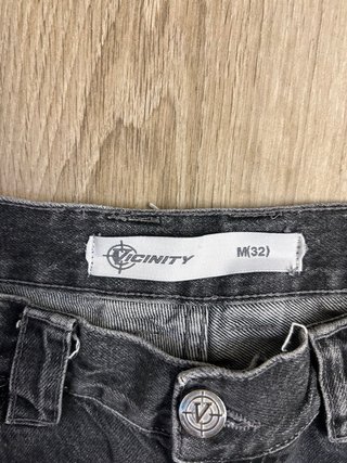 Jeans neri ampi