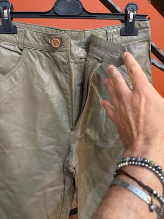 Pantaloni in vera pelle vintage beige taglia 48