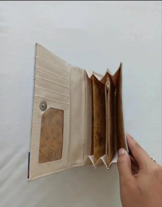 Cartera sin estrenar
