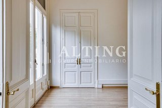 Oficina en alquiler en L'Antiga Esquerra de l'Eixample en Barcelona