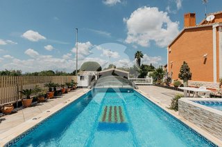Casa pareada en venta en San Antonio de Benagéber