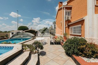 Casa pareada en venta en San Antonio de Benagéber