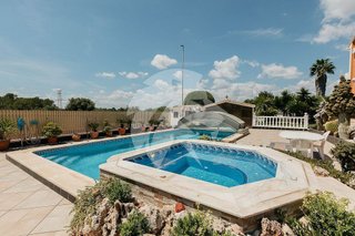 Casa pareada en venta en San Antonio de Benagéber