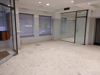 Local comercial en alquiler en La Chantría - La Lastra en León