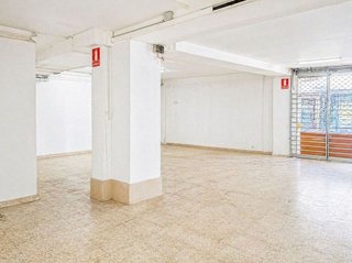 Local comercial en venta en Artigas - Llefià en Badalona
