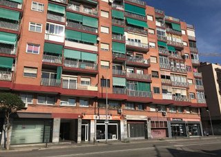 Local comercial en venta en Artigas - Llefià en Badalona