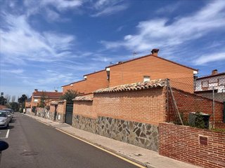 Chalet en venta en Olías del Rey