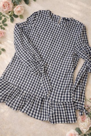 Blusa xadrez preta e branca