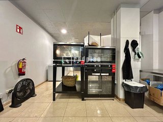 Local comercial en alquiler en La Nova Esquerra de l'Eixample en Barcelona
