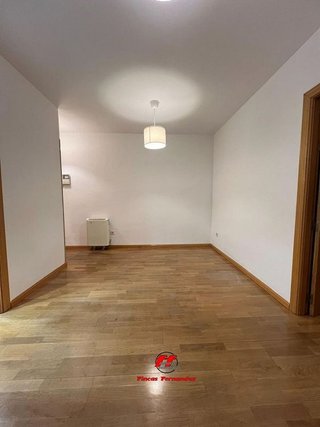 Piso en alquiler en Velilla de San Antonio