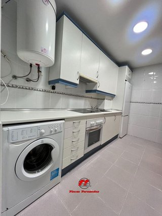 Piso en alquiler en Velilla de San Antonio