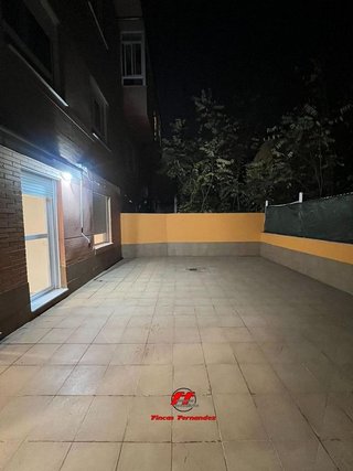 Piso en alquiler en Velilla de San Antonio