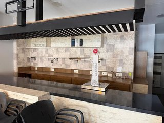 Local comercial en venta en El Bajondillo en Torremolinos