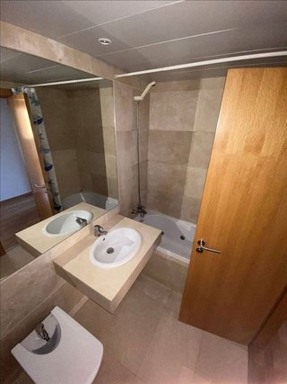 Piso en alquiler en Sanchinarro en Madrid